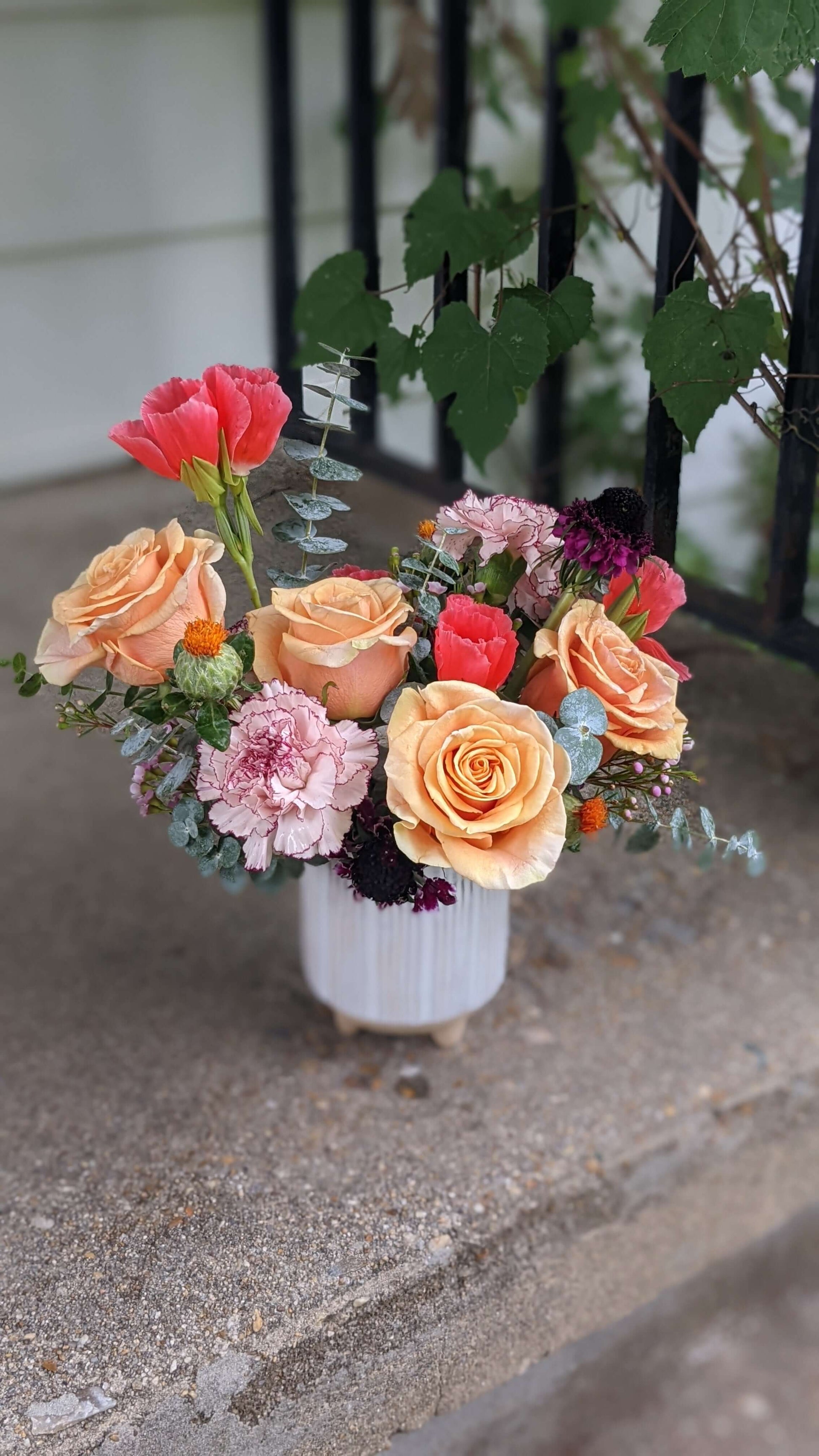 Petite and Sweet
A little something to brighten their day!Please include flower and color preferences. Some colors or flowers may not be available for same day orders.
Flower arrangement
FloralsbyHeidiCatherine